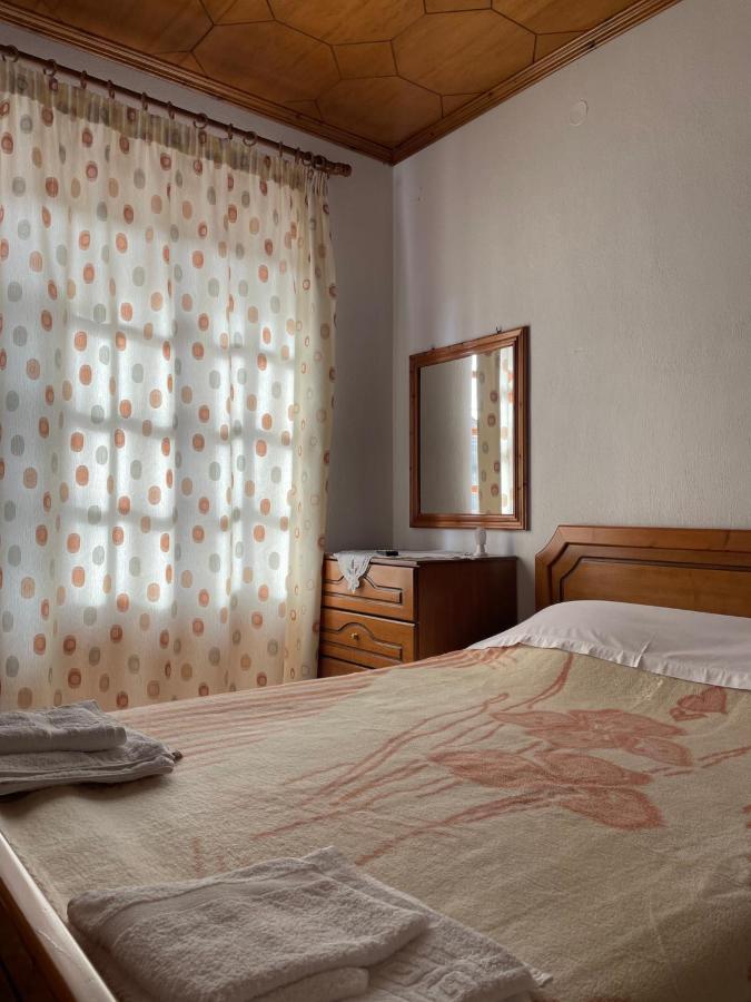 Αγναντεμα Lejlighedshotel Eláti Eksteriør billede