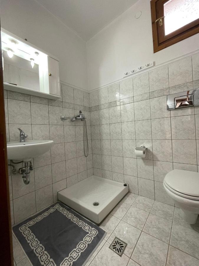 Αγναντεμα Lejlighedshotel Eláti Eksteriør billede