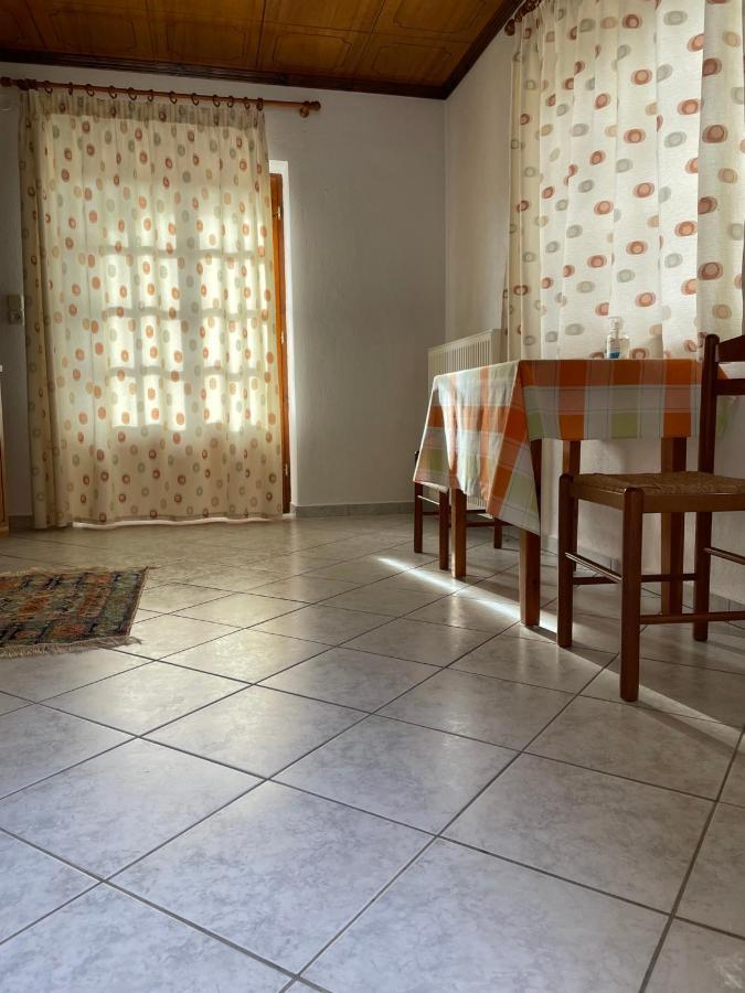 Αγναντεμα Lejlighedshotel Eláti Eksteriør billede
