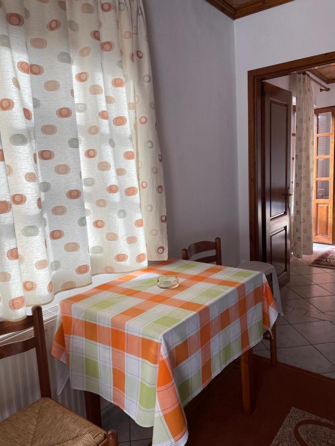 Αγναντεμα Lejlighedshotel Eláti Eksteriør billede
